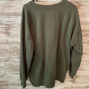 Perfectly oversized crew lululemon